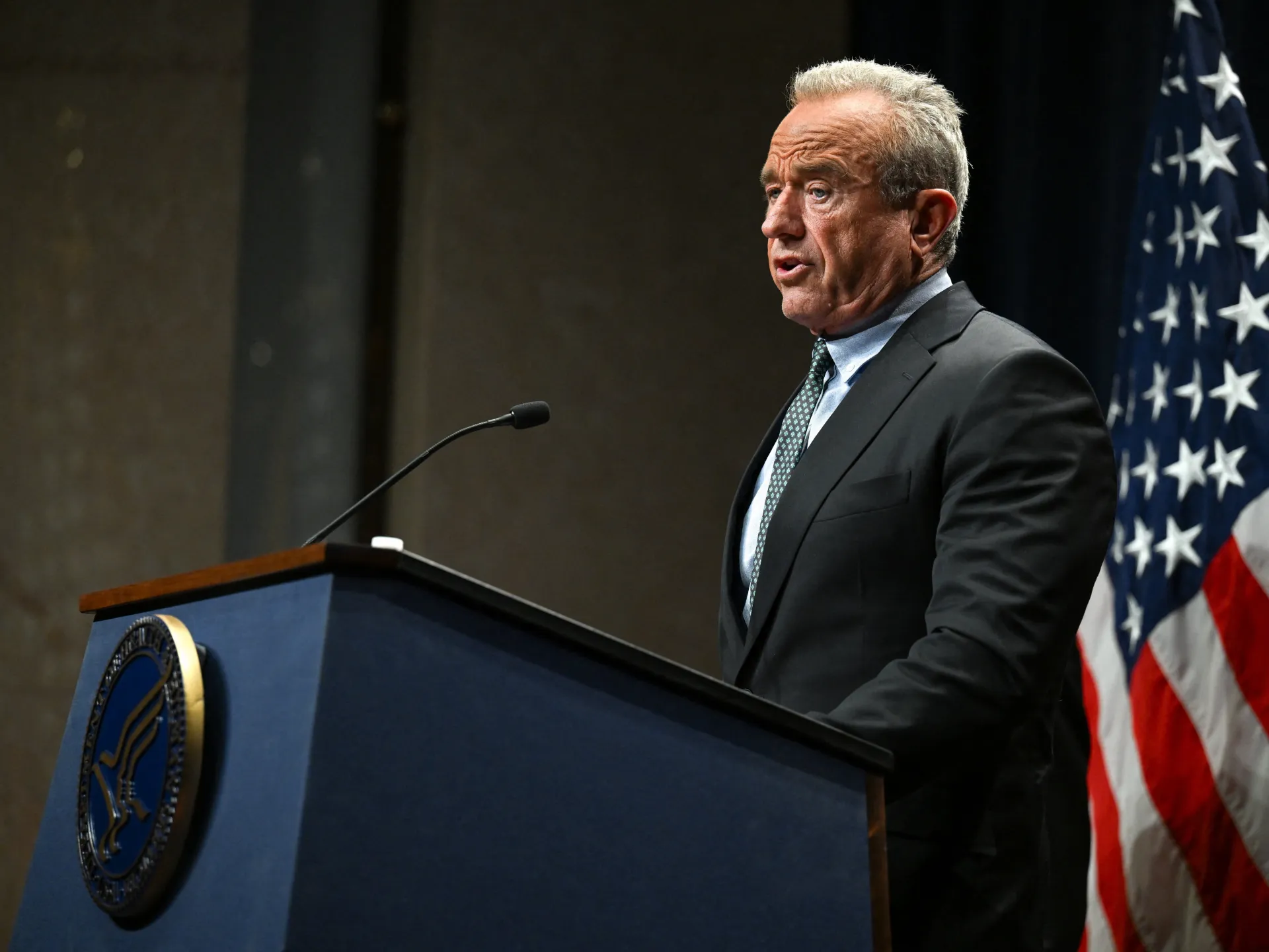 RFK Jr. Trampın Tylenol-autizm iddialarından döndü