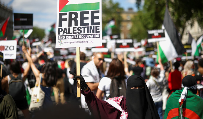 Londonda islamçıların mitinqində “müsəlman orduları” İsraili işğal etməyə çağırılır