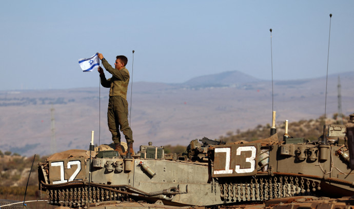 İsrail ordusu Qəzzanın şimalında İsrail bayrağını qaldırıb