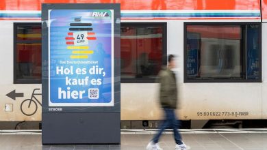 Sommige Duitse steden bieden chauffeurs gratis openbaar vervoer aan.  Maar er zit een addertje onder het gras