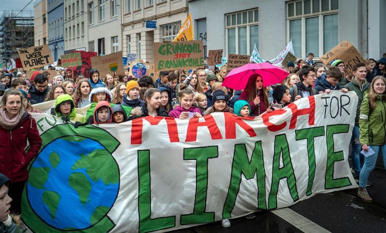 Deutsche Bus- und Bahnfahrer streiken mit Fridays for Future.  Was haben Sie gemeinsam?