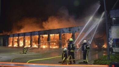 Ein Brand verwüstet eine brandneue Feuerwache in Deutschland, die über keine Feuermelder verfügt